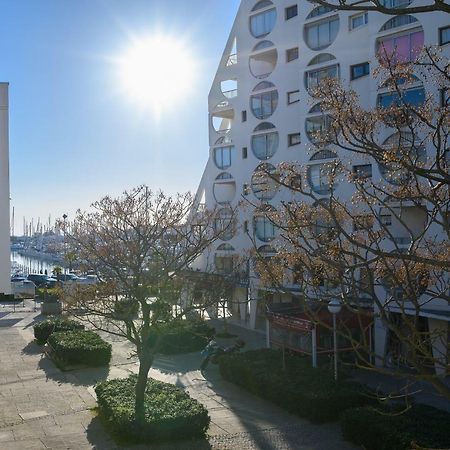 Studio En Centre Ville Avec Garage Et Wifi 라그랑모트 외부 사진